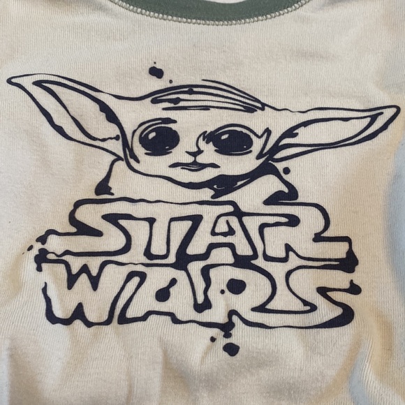 StarWars pjs size 8 Gap - Picture 3 of 8